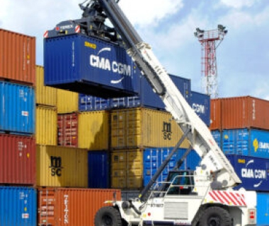 Kênh Suez tắc nghẽn: Vận chuyển toàn cầu đối mặt với một thách thức khác