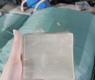 Phân phối sỉ màng co PVC dạng cuộn cho các đại lý bao bì