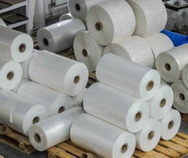 Nhà máy sản xuất màng co PVC dạng cuộn cho ngành công nghiệp