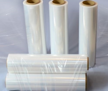 Đóng Gói Tiện Lợi Với Màng Co PVC Cuộn Nhỏ
