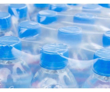 Lựa chọn nơi cung cấp màng co PVC lốc bọc chai nước